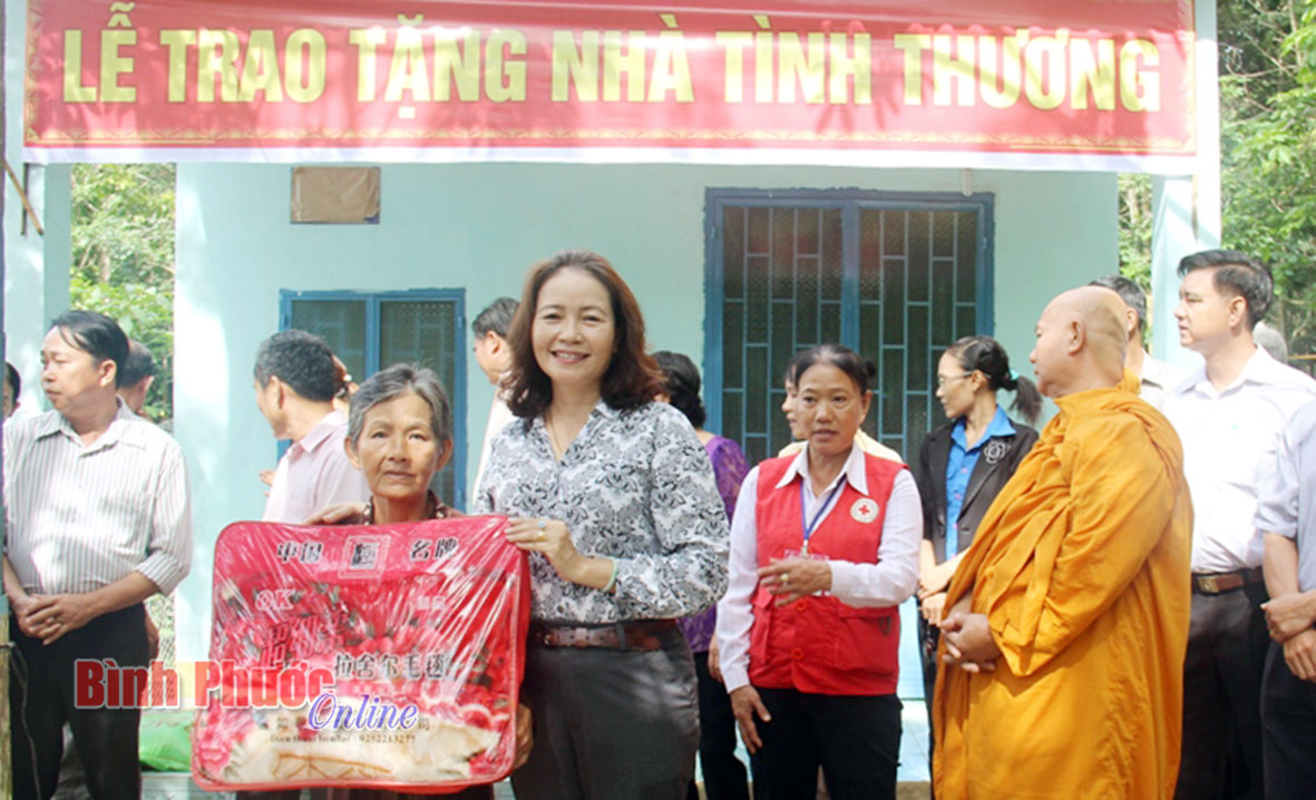 tangnhatinhthuong3.jpg