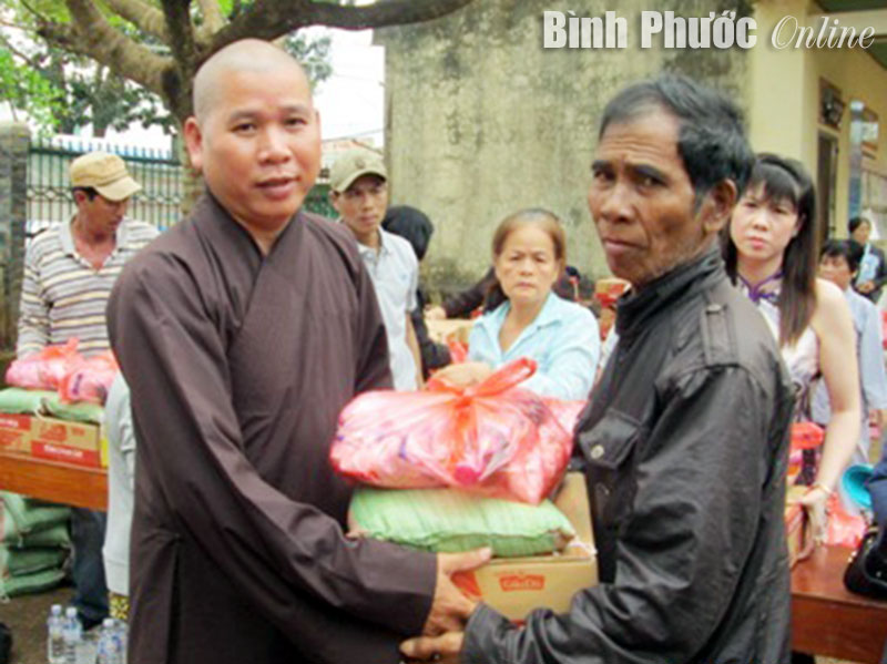 Đại đức Thích Minh Hậu - gương sáng làm việc thiện