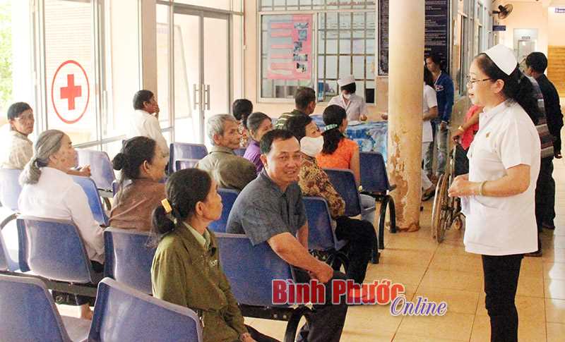 Tập huấn kỹ năng giao tiếp và ứng xử cho y, bác sĩ Tập huấn kỹ năng giao tiếp và ứng xử cho y, bác sĩ