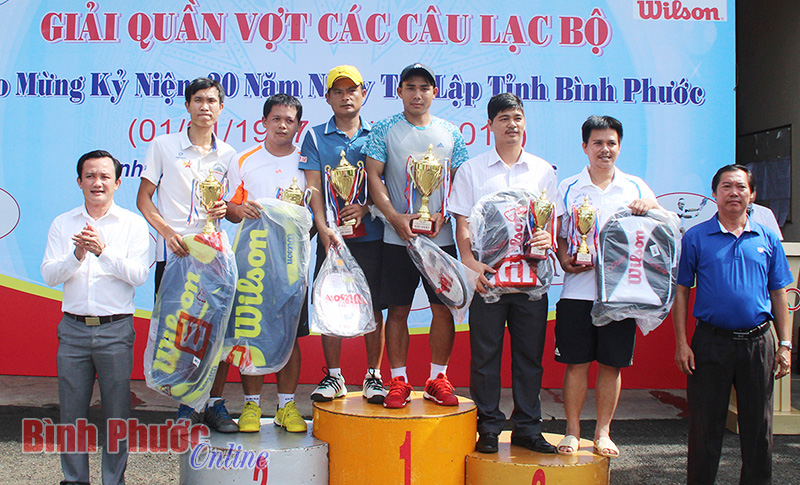 tennismonthethao.jpg