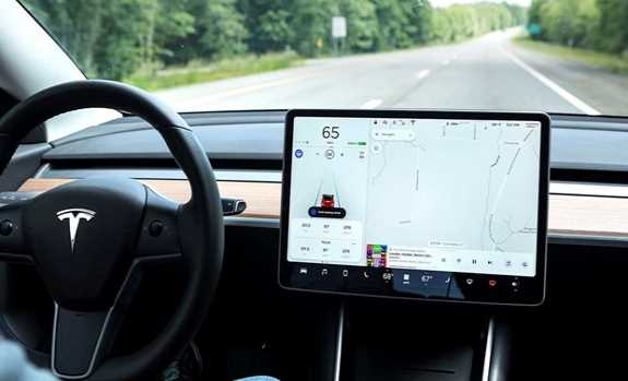 Cựu nhân viên Tesla thừa nhận tải mã nguồn xe tự lái lên mạng iCloud Cựu nhân viên Tesla thừa nhận tải mã nguồn xe tự lái lên mạng iCloud