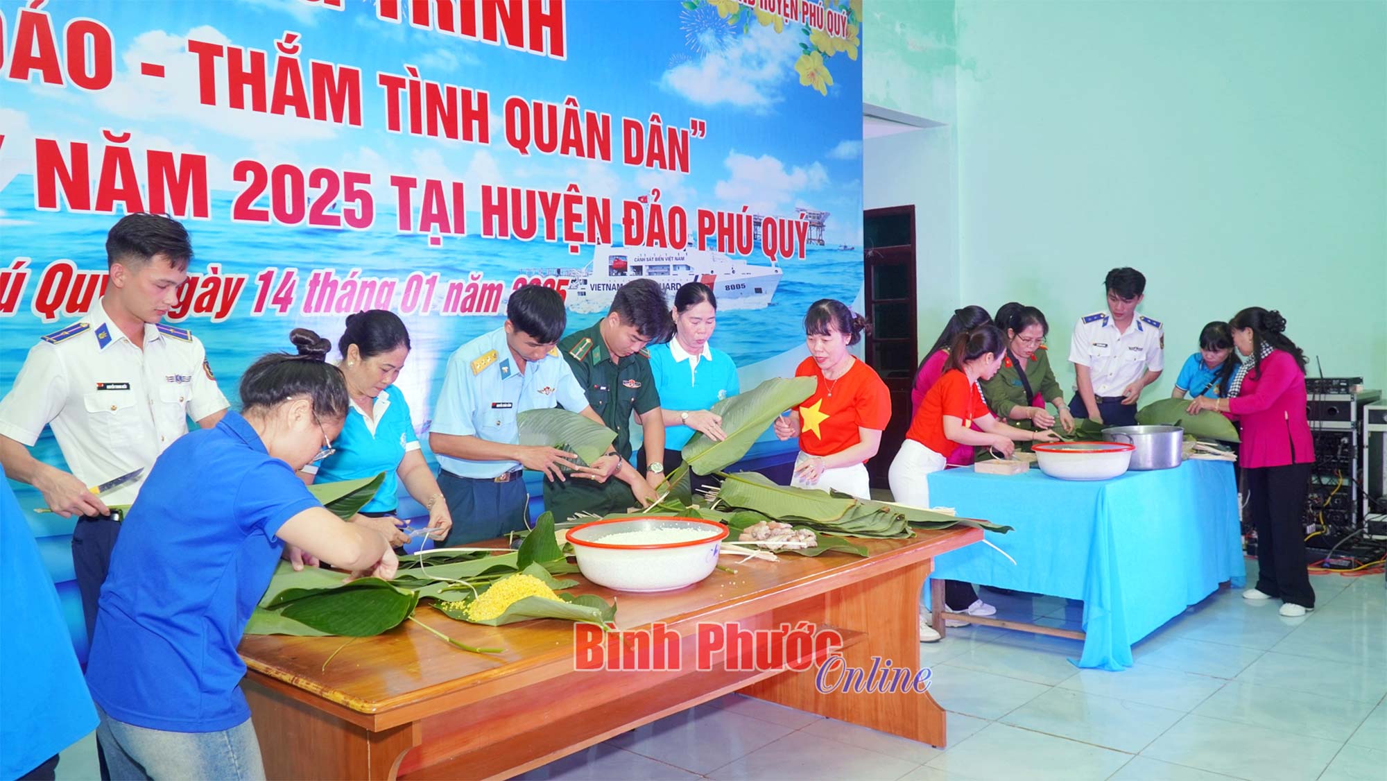 Tết hải đảo, thắm tình quân dân