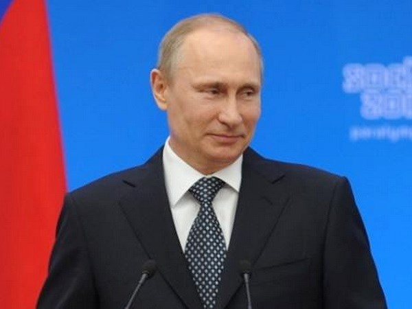 Ông Putin ký sắc lệnh công nhận Crimea là quốc gia độc lập