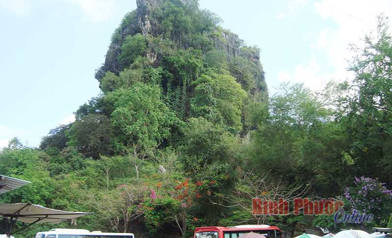 Kỳ thú “hòn đá rỗng” Kỳ thú “hòn đá rỗng”