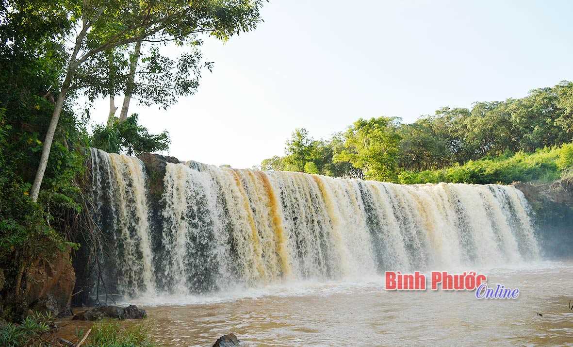 Những ngọn thác mê hoặc du khách