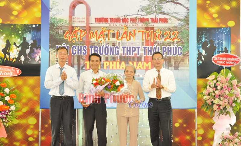 Họp mặt truyền thống Hội cựu học sinh Trường THPT Thái Phúc Họp mặt truyền thống Hội cựu học sinh Trường THPT Thái Phúc