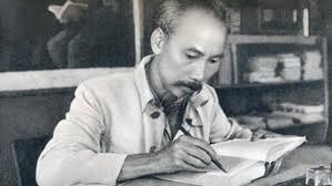 Tháng Năm nhớ Bác