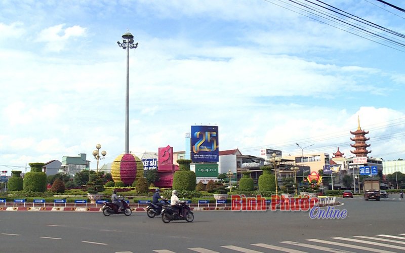 Thành phố Đồng Xoài quyết liệt giãn cách để “dập dịch” Thành phố Đồng Xoài quyết liệt giãn cách để “dập dịch”