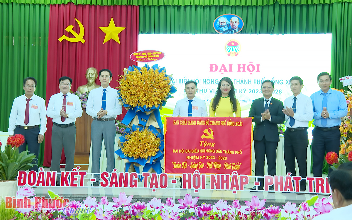 thanh_pho_tang_hoa_19021524052023.jpg