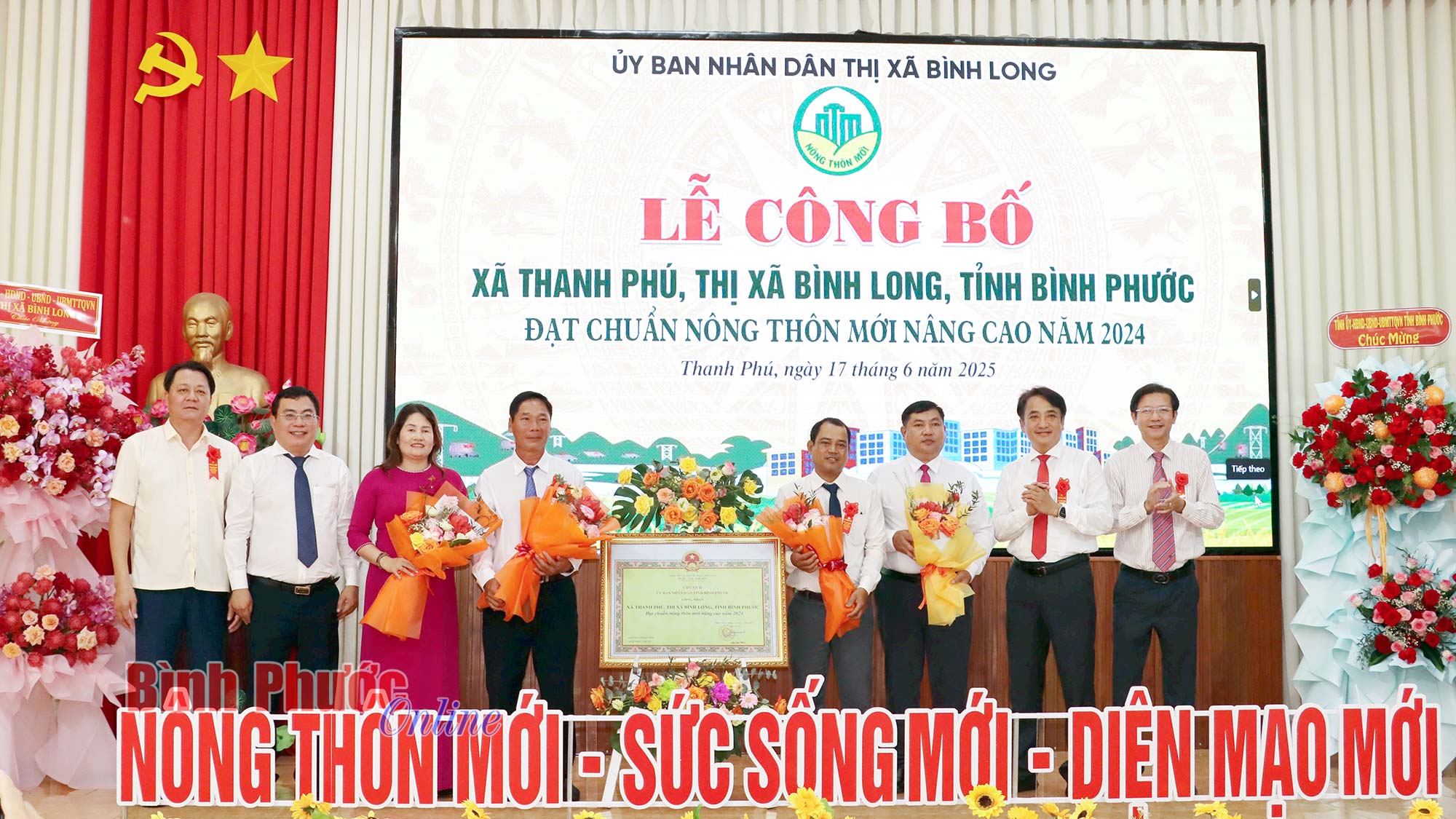 Thanh Phú đạt chuẩn xã nông thôn mới nâng cao Thanh Phú đạt chuẩn xã nông thôn mới nâng cao