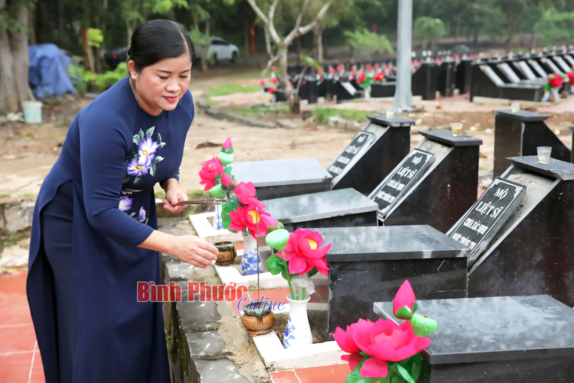 thap_huong1_08335831082023.jpg
