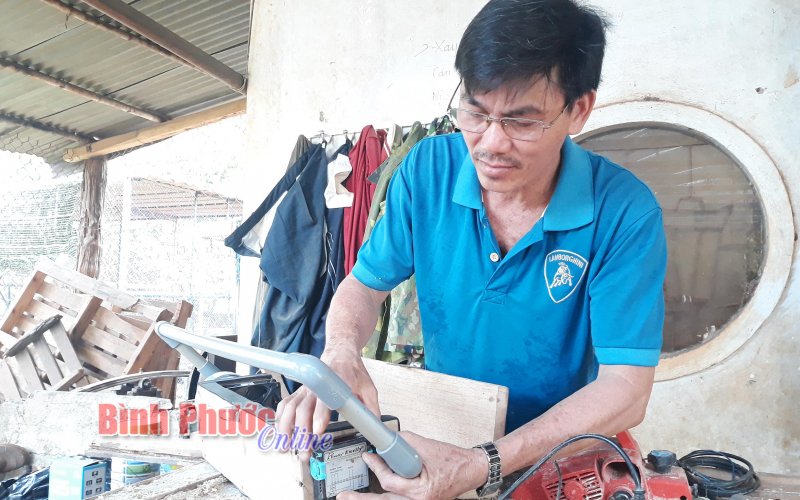 Thầy giáo đam mê sáng tạo