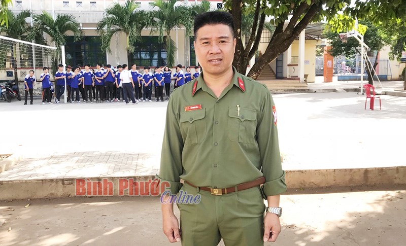 Thầy Đỗ Trung Kiên: Điển hình trong giảng dạy QP-AN Thầy Đỗ Trung Kiên: Điển hình trong giảng dạy QP-AN
