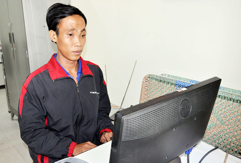 Không mất đi ánh sáng tâm hồn và tri thức Không mất đi ánh sáng tâm hồn và tri thức