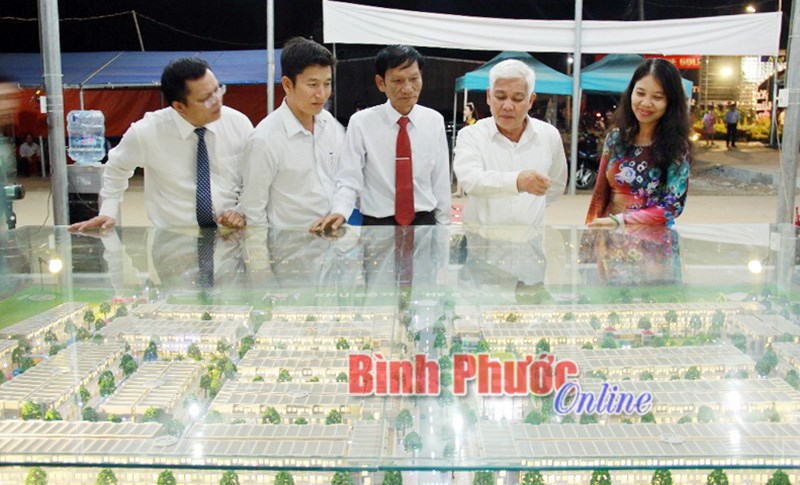 Bừng sáng sắc xuân trên The Gold City