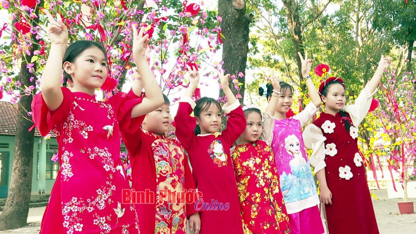 Thêm yêu tết Việt Thêm yêu tết Việt