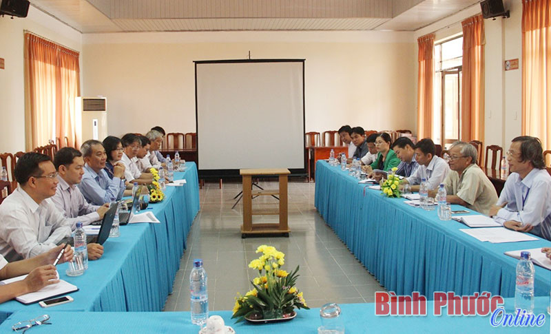 Thảo luận hợp tác khoa học với Trường đại học Cần Thơ
