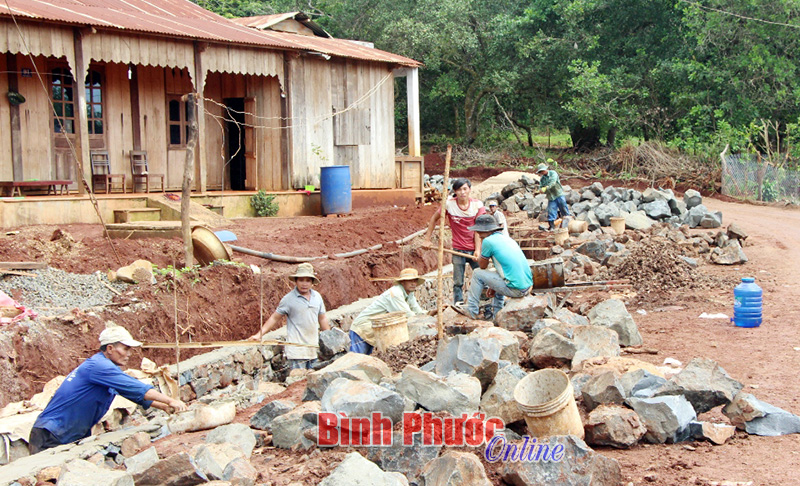 Thiện Hưng phấn đấu đạt nông thôn mới vào năm 2017 Thiện Hưng phấn đấu đạt nông thôn mới vào năm 2017