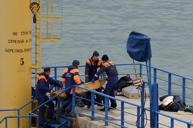 3.000 người tham gia tìm kiếm nạn nhân máy bay Tu-154 gặp nạn