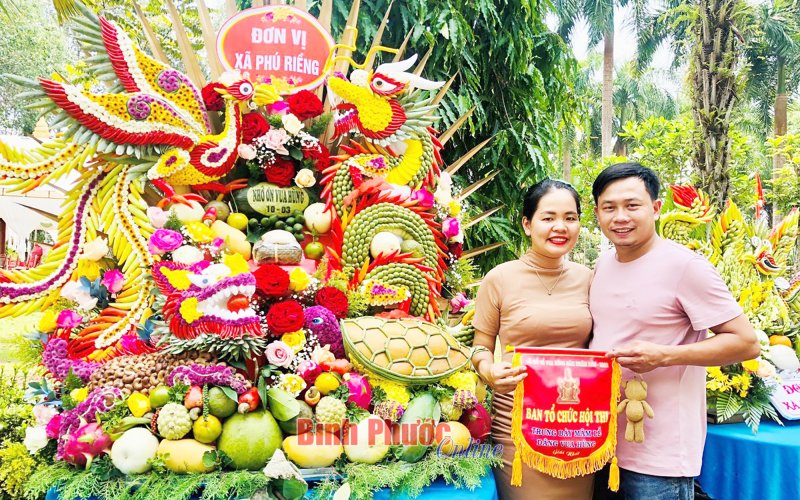 Thổi hồn nghệ thuật vào hoa trái