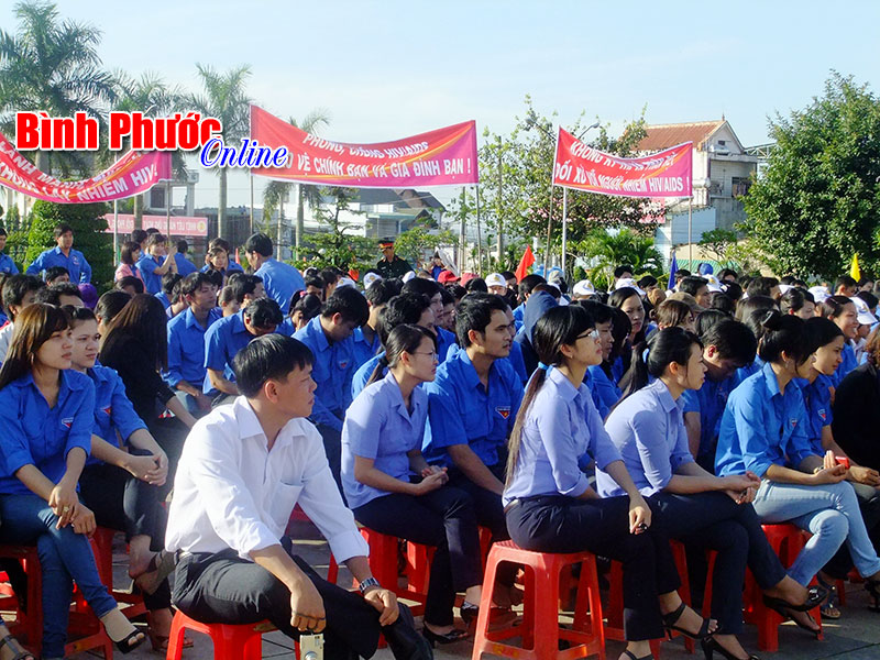 Đồng Phú nâng cao nhận thức người dân trong phòng, chống HIV Đồng Phú nâng cao nhận thức người dân trong phòng, chống HIV