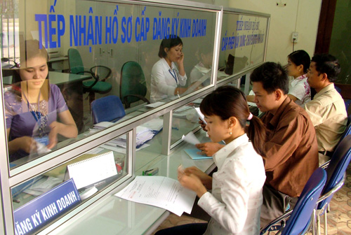 Nhiều bộ 'cắp sách' học nhau cải cách hành chính Nhiều bộ 'cắp sách' học nhau cải cách hành chính
