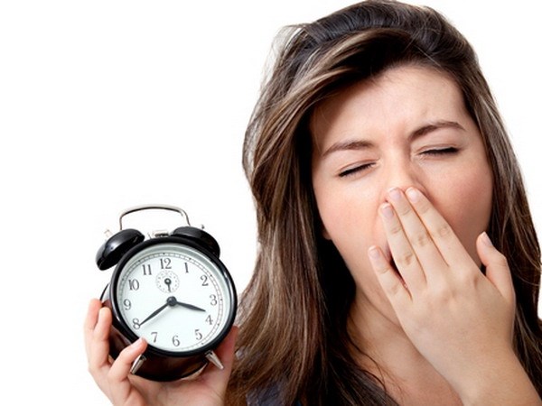 Thức trắng đêm sẽ thúc đẩy quá trình não bị thoái hóa Thức trắng đêm sẽ thúc đẩy quá trình não bị thoái hóa