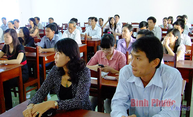 Thu hút trí thức vào làm việc trong bộ máy nhà nước Thu hút trí thức vào làm việc trong bộ máy nhà nước