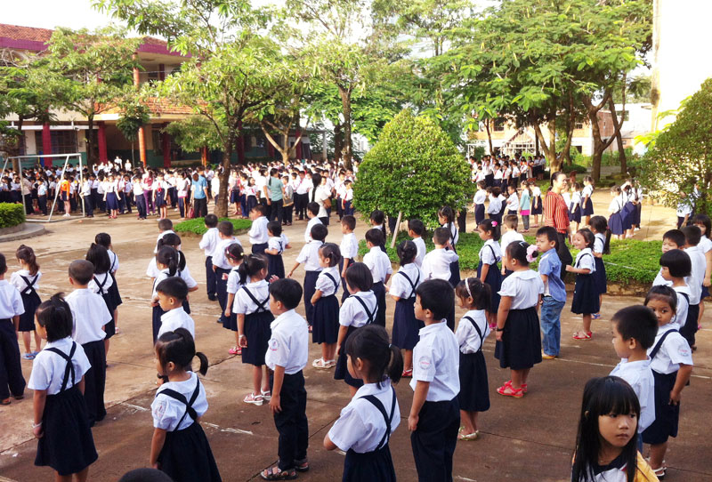 Thi viết về trường học mới Việt Nam Thi viết về trường học mới Việt Nam
