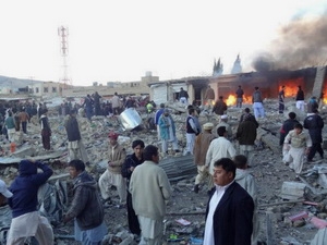 Biểu tình lớn phản đối bạo lực tôn giáo tại Pakistan