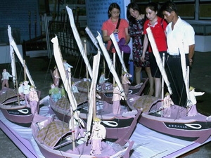 Tổ chức đại lễ cầu siêu cho các hùng binh Hoàng Sa Tổ chức đại lễ cầu siêu cho các hùng binh Hoàng Sa