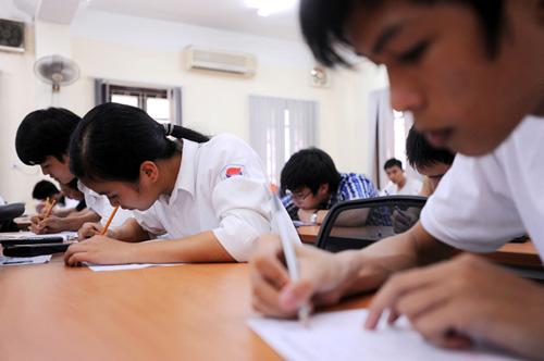 Kết thúc đợt 1: Điểm chuẩn có thể không thay đổi Kết thúc đợt 1: Điểm chuẩn có thể không thay đổi