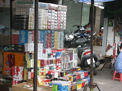 Không được bán thuốc lá ở những nơi công cộng