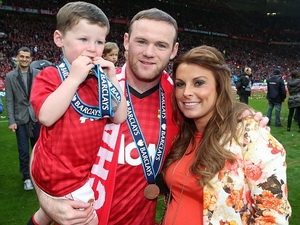 Rooney đón quý tử Klay Anthony Rooney chào đời