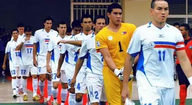 Philippines bị các CĐV Hong Kong miệt thị là "nô lệ"