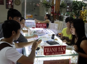 Đảo chiều, vàng SJC giảm 350.000 đồng mỗi lượng Đảo chiều, vàng SJC giảm 350.000 đồng mỗi lượng