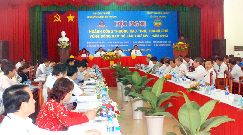 Kim ngạch xuất khẩu vùng Đông Nam bộ đạt gần 70 tỷ USD Kim ngạch xuất khẩu vùng Đông Nam bộ đạt gần 70 tỷ USD