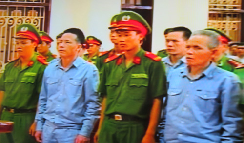 Y án đối với Đoàn Văn Vươn, giảm án cho Đoàn Văn Sịnh Y án đối với Đoàn Văn Vươn, giảm án cho Đoàn Văn Sịnh
