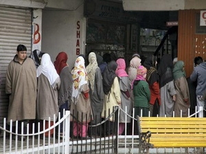Ấn Độ dỡ bỏ lệnh giới nghiêm ở khu vực Kashmir Ấn Độ dỡ bỏ lệnh giới nghiêm ở khu vực Kashmir