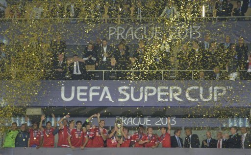 Pep lần thứ tám hạ Mourinho, Bayern đoạt Siêu Cup
