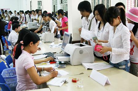 Giãn thời gian điều chỉnh học phí năm học 2013-2014 Giãn thời gian điều chỉnh học phí năm học 2013-2014