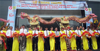 Khánh thành trung tâm thương mại ITC và khai trương siêu thị Vinatex Bình Phước Khánh thành trung tâm thương mại ITC và khai trương siêu thị Vinatex Bình Phước