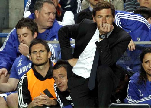 Andre Villas-Boas: Đứng dậy, ở nơi từng vấp ngã Andre Villas-Boas: Đứng dậy, ở nơi từng vấp ngã