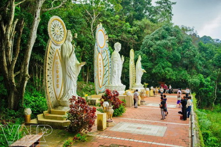 Du ngoạn nơi có tượng Phật lớn nhất Đông Nam Á Du ngoạn nơi có tượng Phật lớn nhất Đông Nam Á