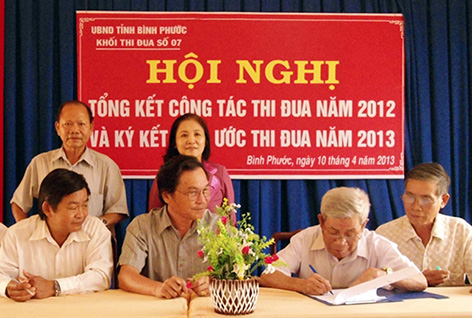 Khối 7 ký kết giao ước thi đua Khối 7 ký kết giao ước thi đua