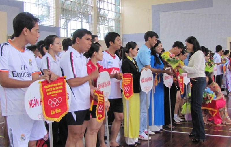 Khai mạc hội thao ngành ngân hàng Khai mạc hội thao ngành ngân hàng
