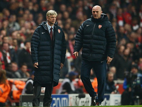 Vòng 1/8 Champions League: Arsenal thua đậm trên sân nhà