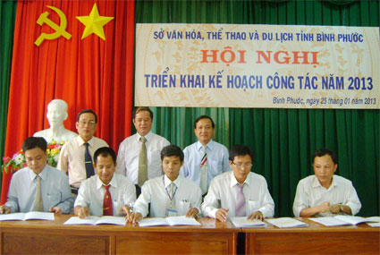 Ngành VH-TT&DL ký kết giao ước thi đua Ngành VH-TT&DL ký kết giao ước thi đua