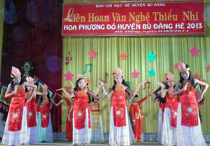 THCS Phan Bội Châu đoạt giải nhất hội thi hoa phượng đỏ THCS Phan Bội Châu đoạt giải nhất hội thi hoa phượng đỏ