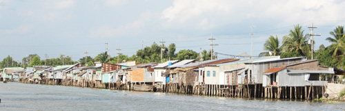 “Xóm ghệ” miền Tây